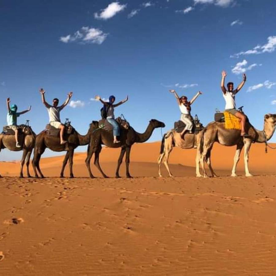 מרזאוגה Milky Way Desert Camp מראה חיצוני תמונה