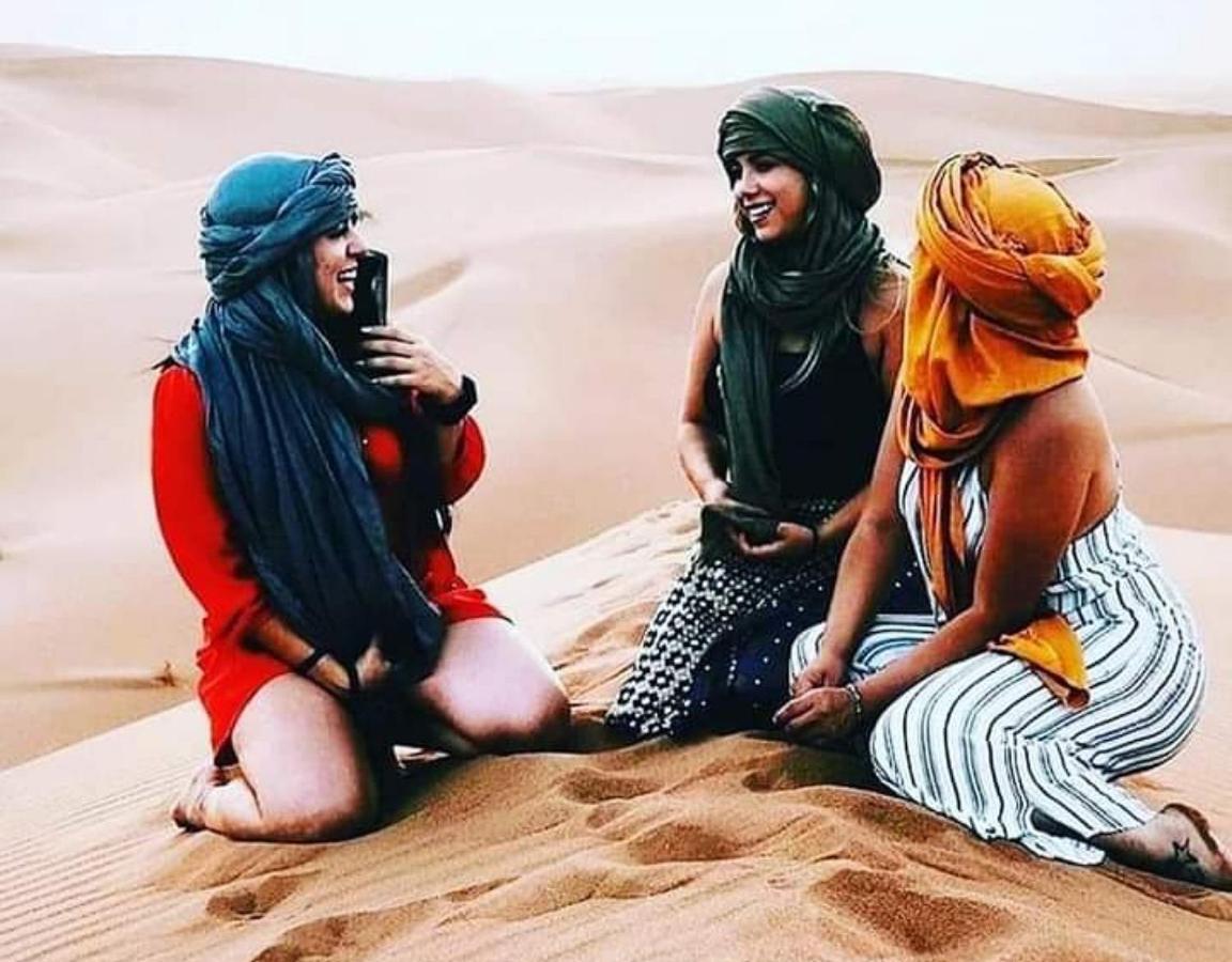 מרזאוגה Milky Way Desert Camp מראה חיצוני תמונה